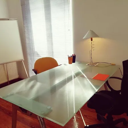 Apartment Sacred Way Modern