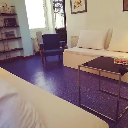 Sacred Way Modern Apartment *
