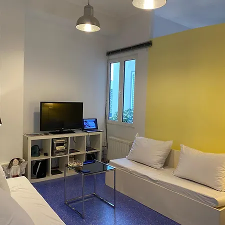 Apartment Sacred Way Modern