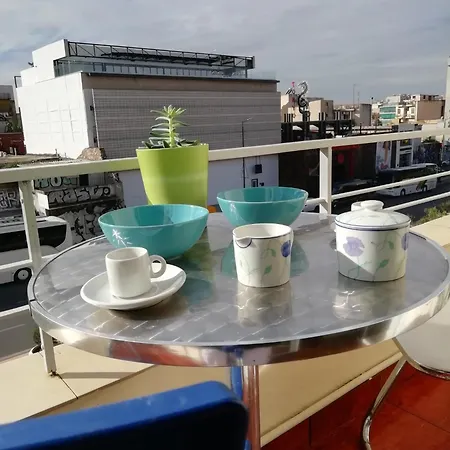 Apartment Sacred Way Modern